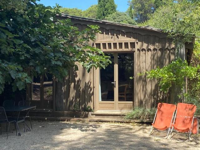 Cabane De La Leque Fontvieille Exteriér fotografie