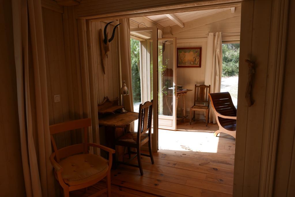Cabane De La Leque Fontvieille Exteriér fotografie