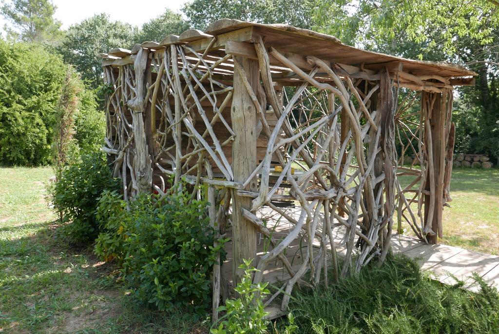Cabane De La Leque Fontvieille Exteriér fotografie